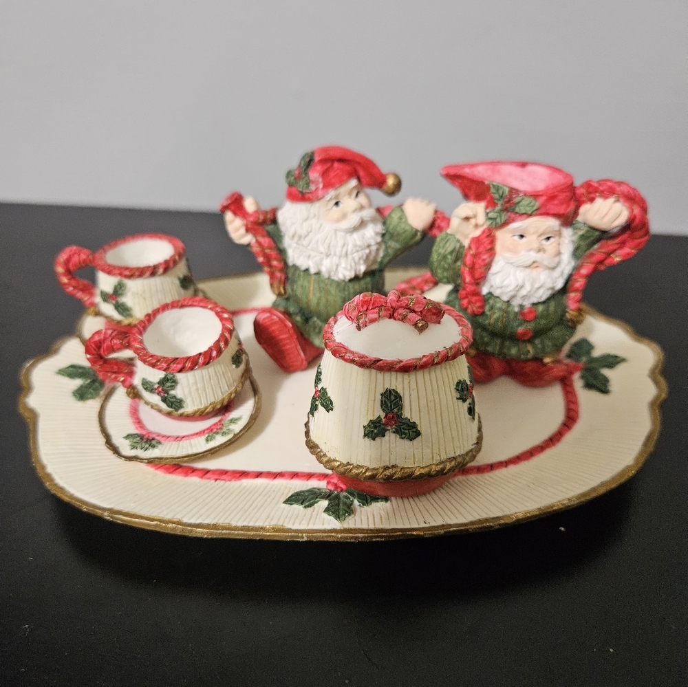Vintage 1995  miniature santa claus tea set